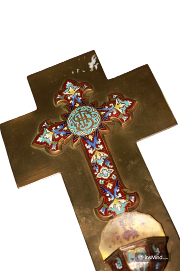 Crocifisso in metallo Cloisonne con acquasantiera 1900