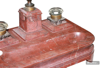 Calamaio Francese in Marmo Rosso Francia del 1800 con mezzo busto in bronzo