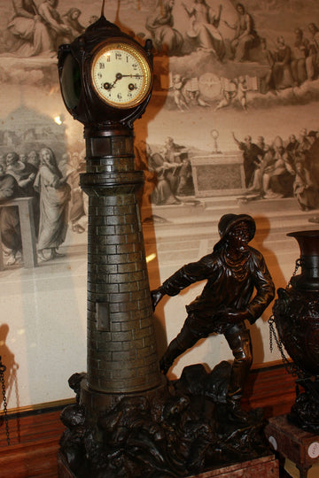 Grande Trittico orologio con 2 vasi Francese Tema Marina con Faro e personaggio