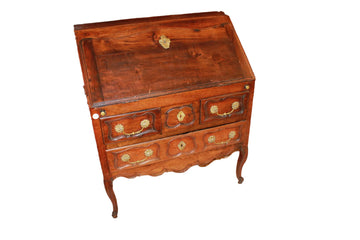 18th Century Provençal Walnut Bureau Writing desk
