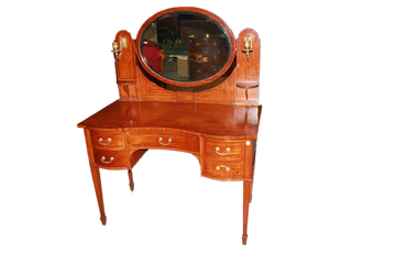 Victorian Dressing Table from the Second Half of the 19th Century in Satinwood