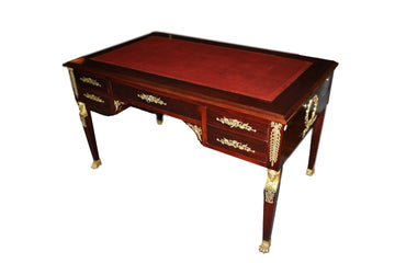 Bureau Empire Français du XIXe Siècle – Acajou avec Riches Ornements en Bronze Doré