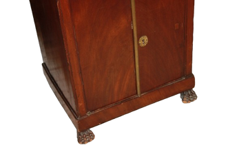 Buffet français avec vitrine et plateau de bureau de style Empire de la première moitié du 19ème siècle