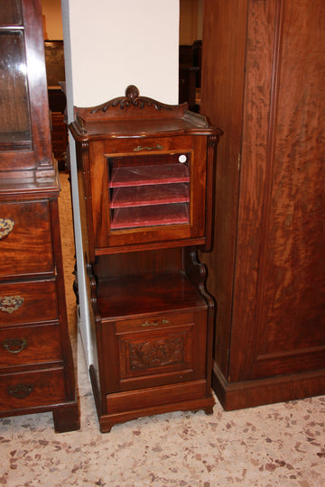 Small English cabinet from the second half of the 19th century, Victorian style in mahogany wood