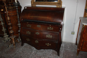 Dutch roller chest of drawers from the 1700s in Louis XV style mahogany wood