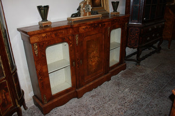 Louis XVI style sideboard from the early 1800s, 3 doors with inlays