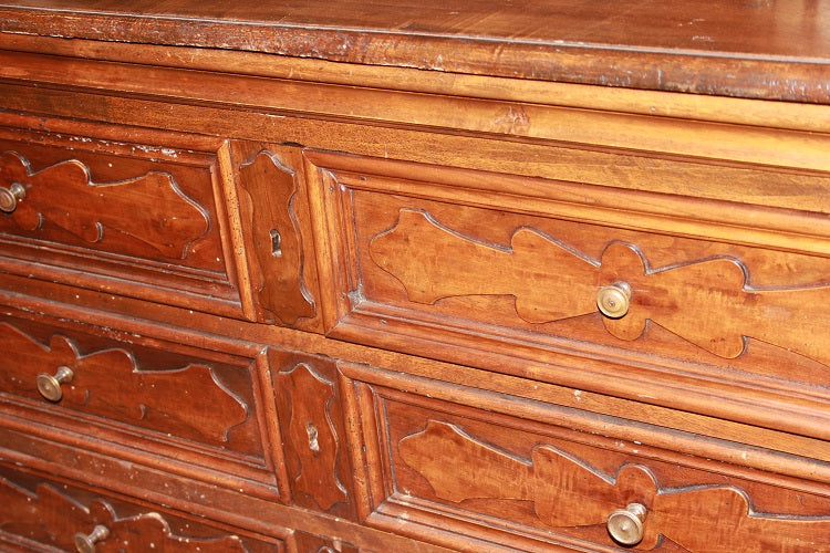 Cassettone Canterano Toscano del 1600 in legno di noce