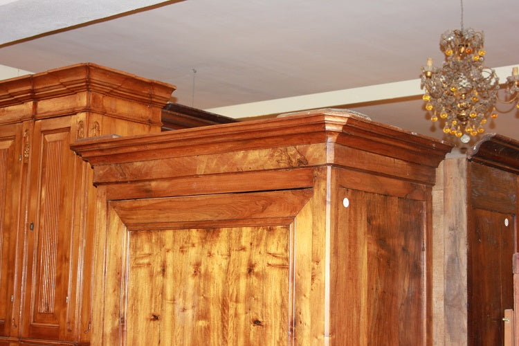 Armadio Stipo francese ad 1 porta stile Luigi Filippo in legno di noce 1800