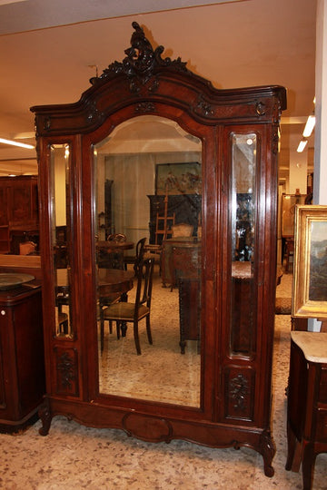 French wardrobe from the 19th century, Louis Philippe style, 3 doors with rosewood mirrors