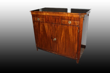 Early 19th century Dutch Louis XVI style plate cupboard in mahogany wood and mahogany feather