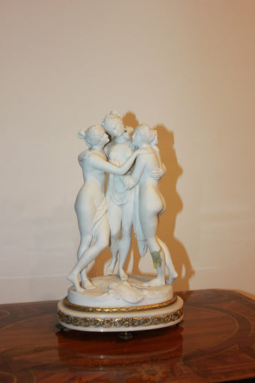 French Venus sculpture group in Biscuit porcelain from the 19th century