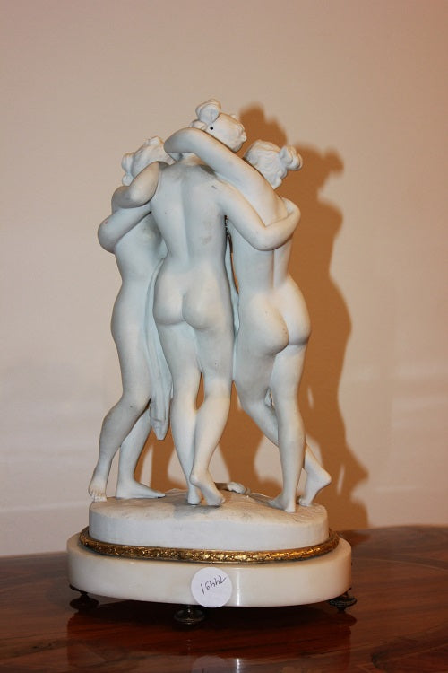 Gruppo scultoreo Veneri francese in Porcellana Biscuit del 1800