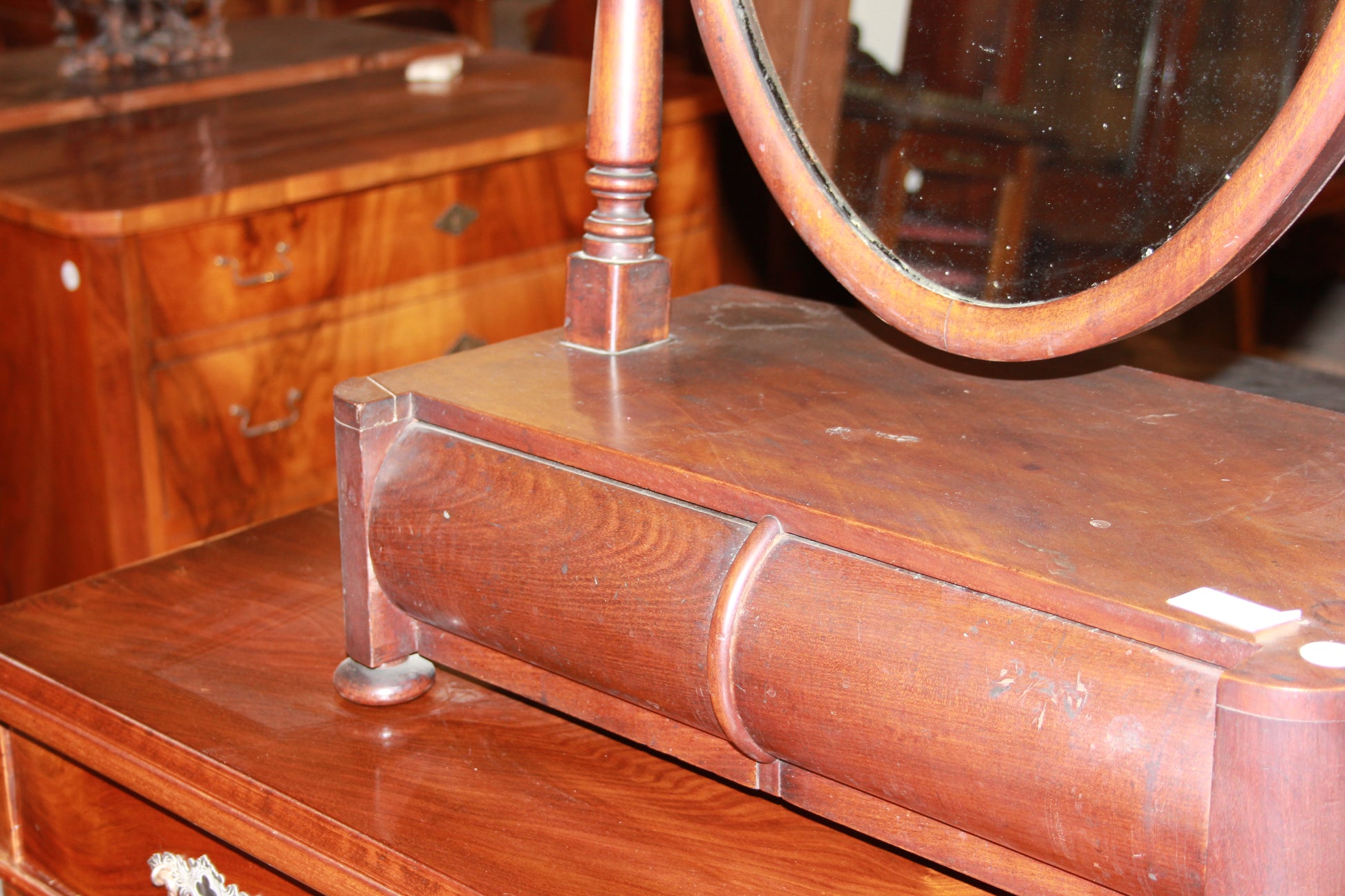 Specchiera oscillante da appoggio Vittoriana del 1800 in legno di mogano