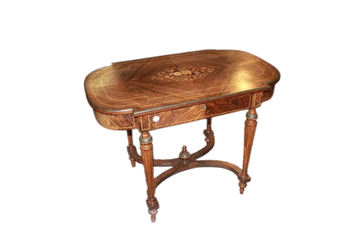 Bureau français de style Louis XVI datant de 1800 en palissandre