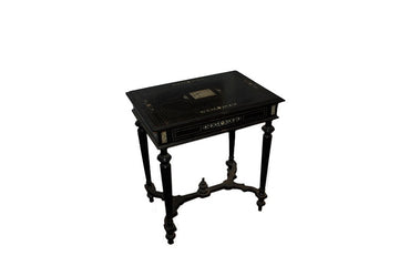 Italian Lombardo side table from the early 1800s in ebonized wood with pyrographed ivory inlays