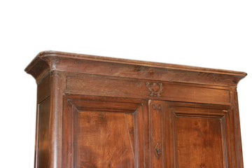 Large majestic Cupboard from the early 19th century, French Provencal style in walnut wood with carvings