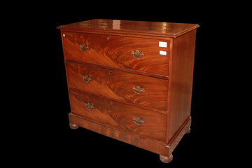 English chest of drawers from the early 19th century with Queen Anne style folding desk top