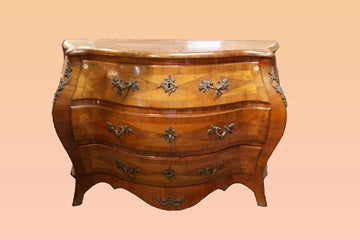 Antique Austrian Louis XV chest of drawers from 1700 in walnut