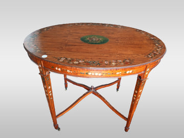 Tavolino sheraton ovale in satinwood con dipinti floreali inglese 1800