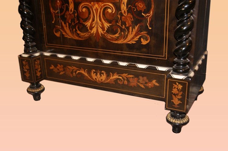 Antica credenza riccamente intarsiata olandese del 1800 ebano avorio