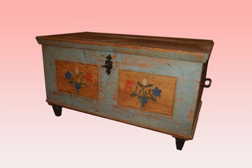 Tyrolean chest from the mid-1800s with paintings