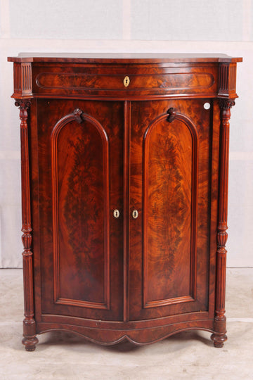Antico credenzino del 1800, Biedermeier, in mogano e piuma di mogano