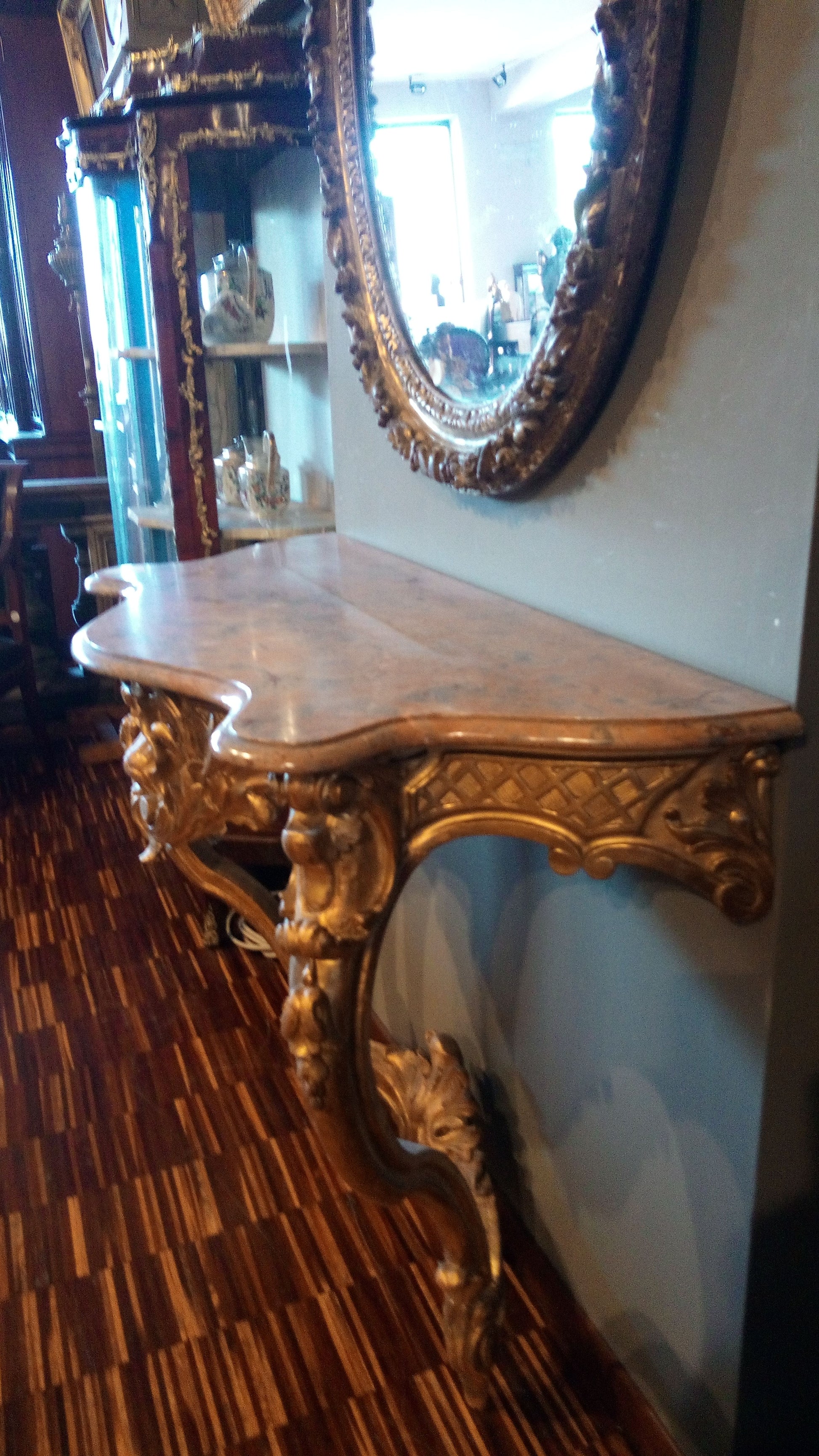Antica consolle francese del 1800 in legno intagliato e dorato con marmo