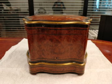 Antique 1800 liquor box in maple briar and ebony