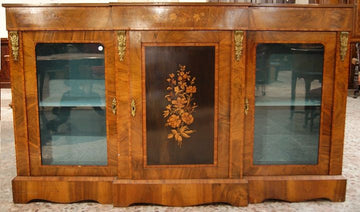 Antique English Louis XVI sideboard from 1800 with inlays and bronzes