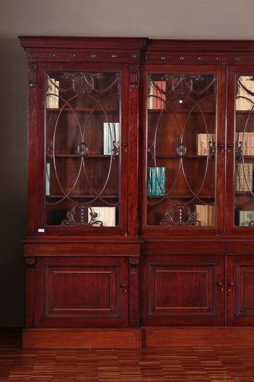 Antique large English bookcase from the 1800s Regency style in mahogany