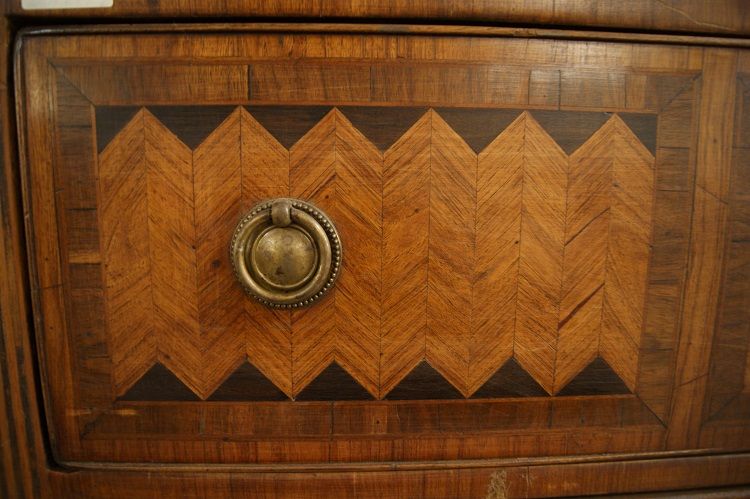 Antico comò intarsiato italiano del 1800 stile Luigi XVI
