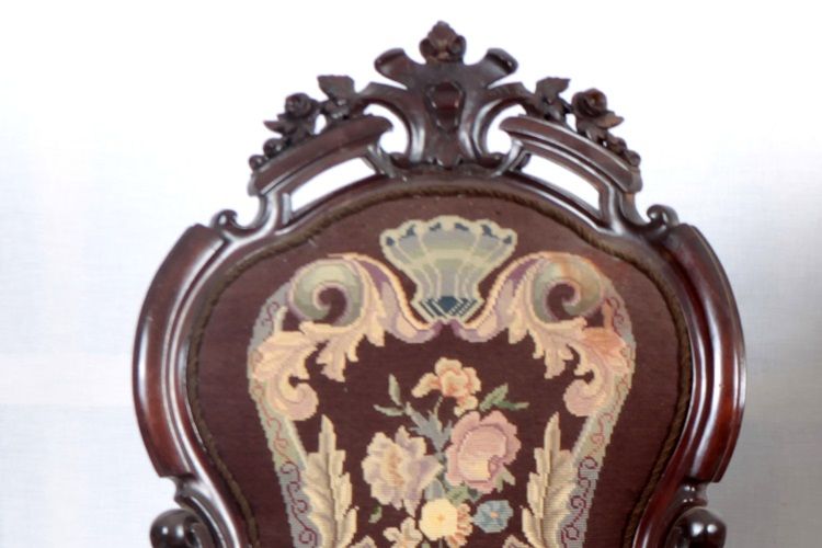 Antiche poltrone francesi del 1800 stile Luigi Filippo in mogano