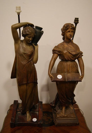 Coppia di lampade in terracotta