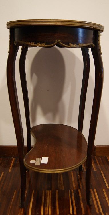 Antico tavolino a fagiolo del 1800 stile Luigi XV con piano in marmo