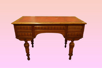 Louis XVI writing desk from 1800 in walnut with leather top