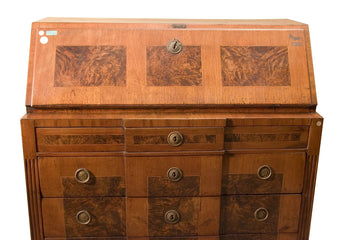 Antique Italian Bureau Writing desk from the 1700s in elm and briar with flap and 3 drawers