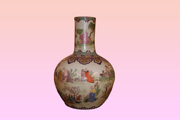 Grande vaso in porcellana cinese decorato con personaggi