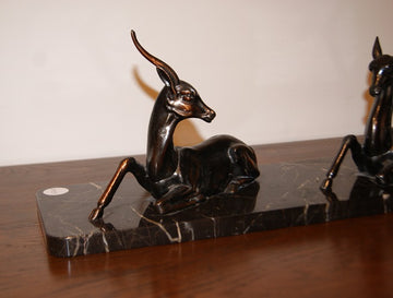 Beautiful small French Decò sculpture from 1900 depicting Antilope cervicapra