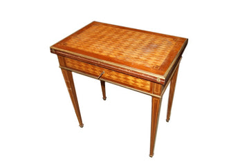 French Louis XVI style card table with marquetterie marquetry