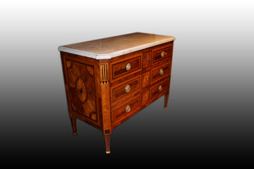 Neapolitan chest of drawers from 1700 richly inlaid with white marble top