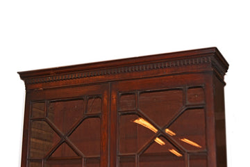 Credenza vetrina Doppio corpo inglese stile Regency di fine 1700 inizio 1800 in mogano