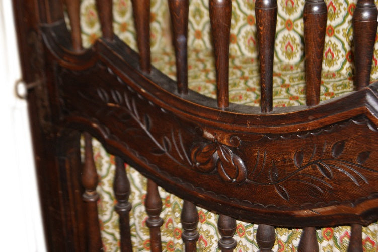 Vetrina portapane francese stile Provenzale in legno di castagno di inizio 1800