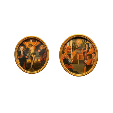 Rare paire de tableaux religieux français du XVIIIe siècle – Crucifixion et Jésus parmi les Docteurs