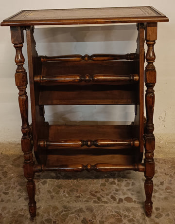 Foldable French ladder for bookcase