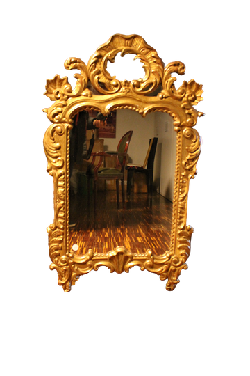 Miroir mural en bois finement sculpté et doré - XIXe siècle
