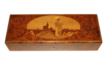 Boîte en loupe d'orme incrustée - XXe siècle