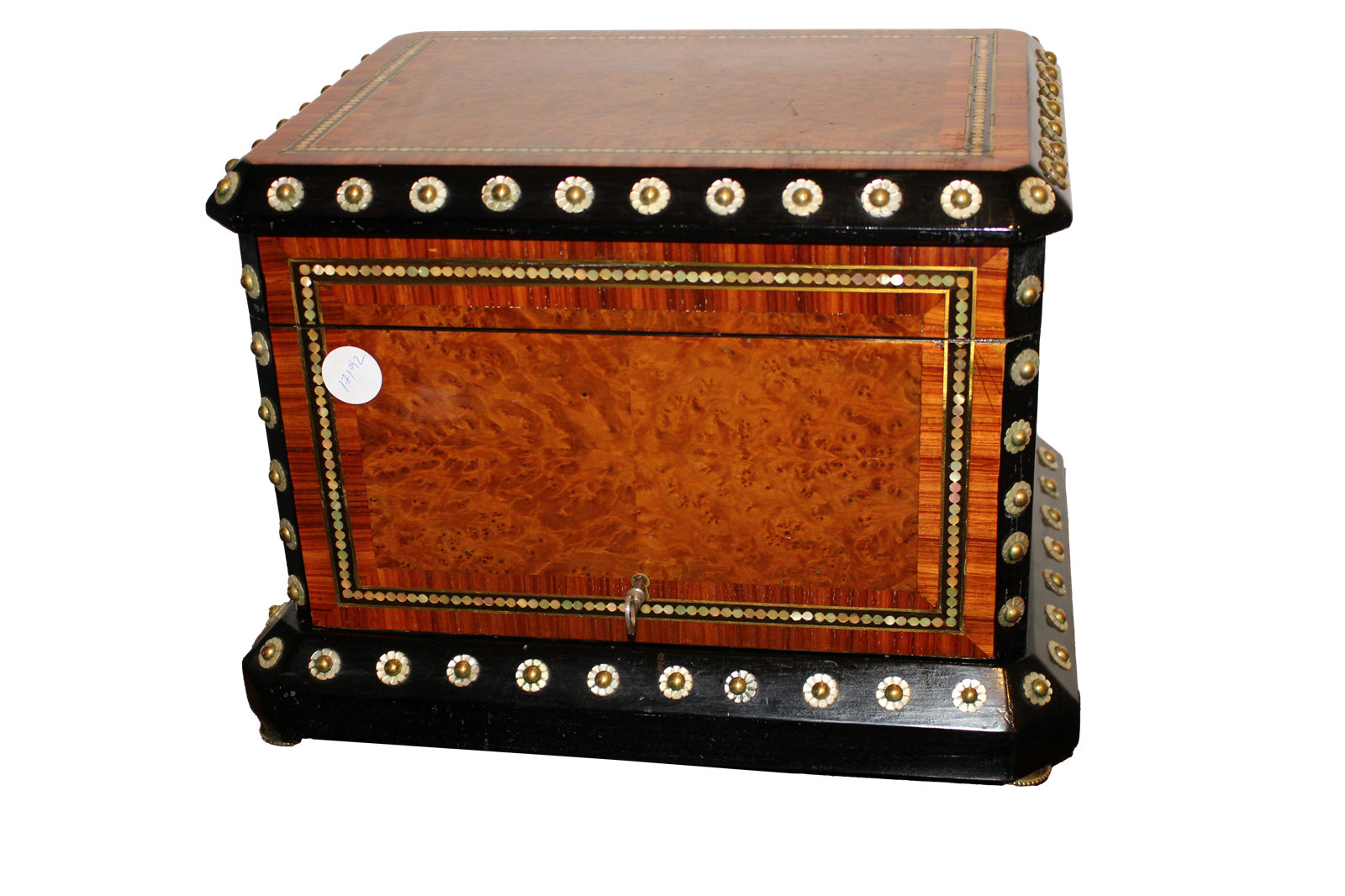 Coffret à liqueur en racine d'érable et nacre - XIXe siècle