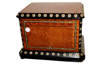 Coffret à liqueur en racine d'érable et nacre - XIXe siècle