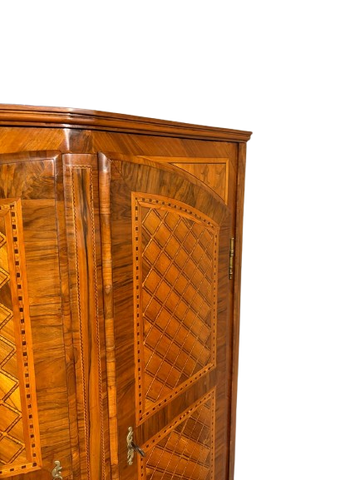 Louis XVI corner cupboard from 1700