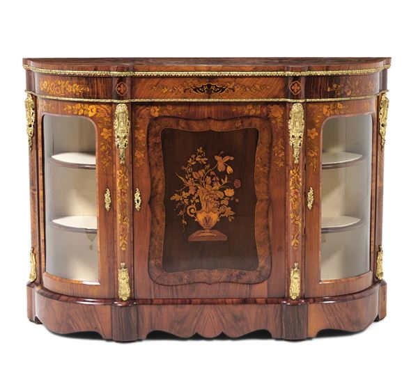 Anrichte aus Furniertem und Eingelegtem Holz mit Vergoldeten Bronzeapplikationen, 19. Jahrhundert, 154x41x110 cm